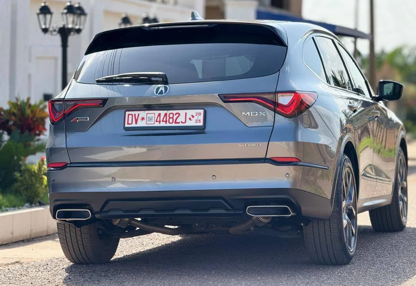 Acura MDX A-Spec — view photo 4