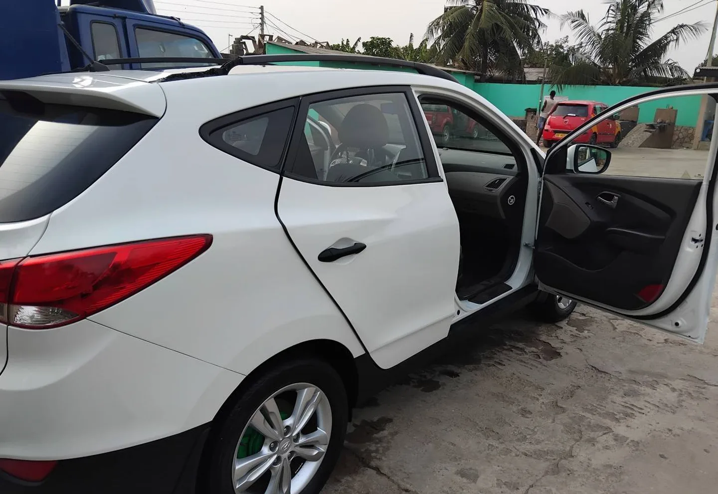 Hyundai Tucson — view photo 2