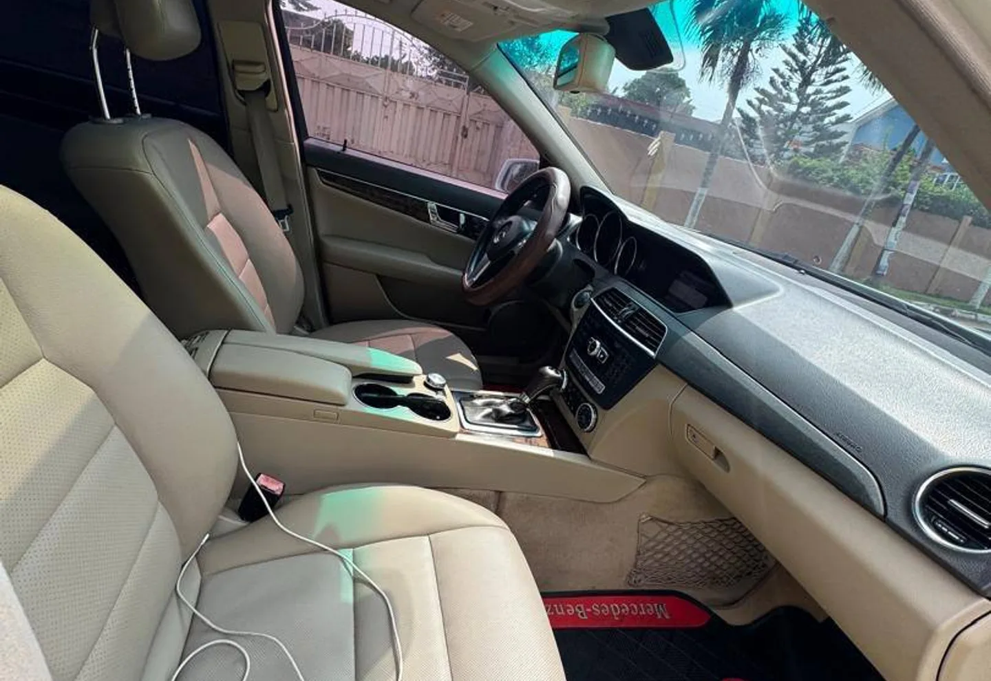 Mercedes-Benz C250 — view photo 3
