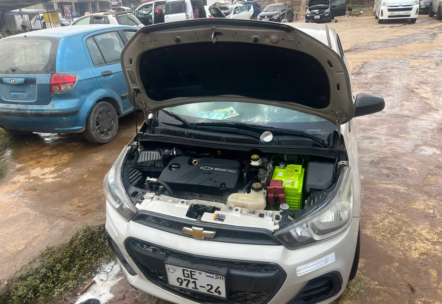 Chevy Spark — view photo 3