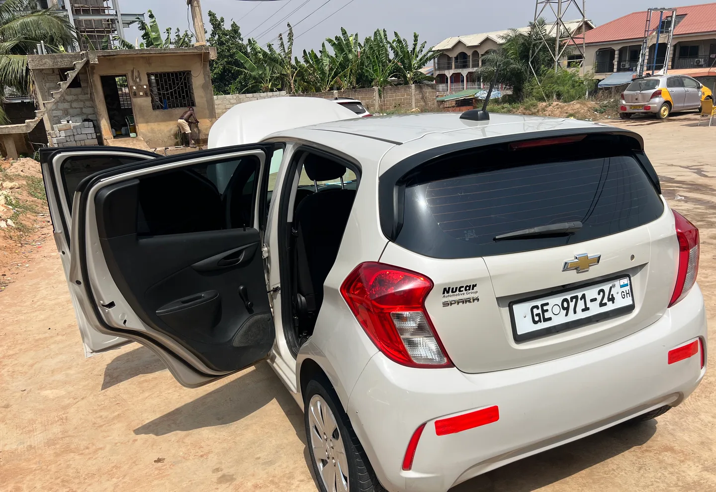 Chevy Spark — view photo 4