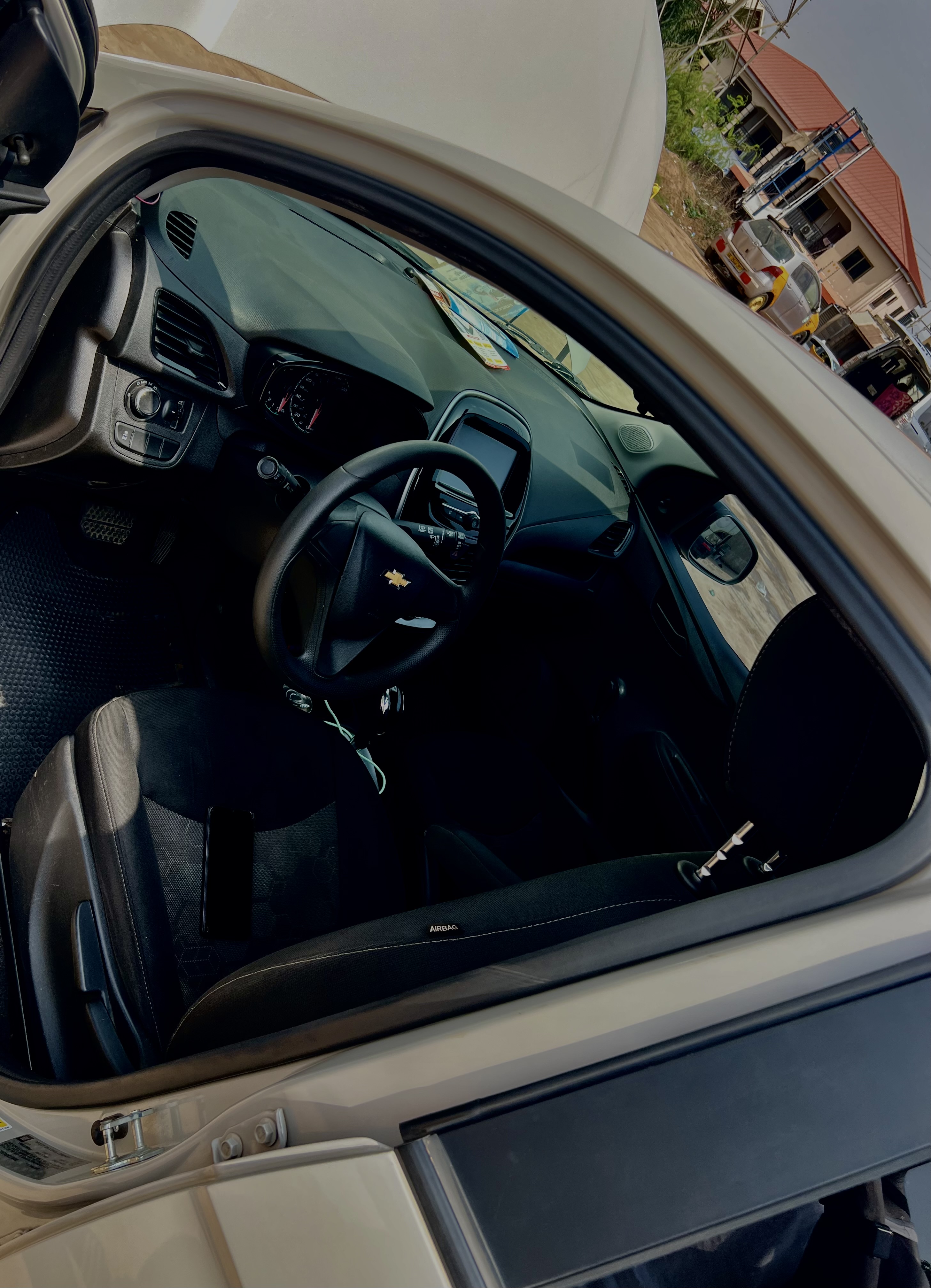 Chevy Spark — view photo 5