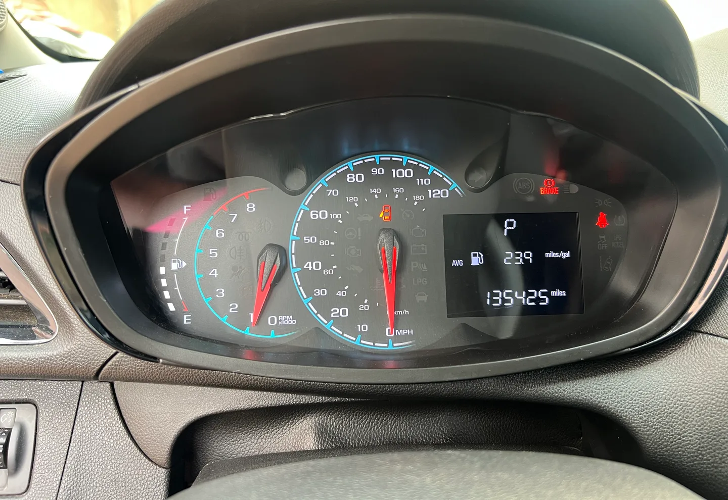 Chevy Spark — view photo 2