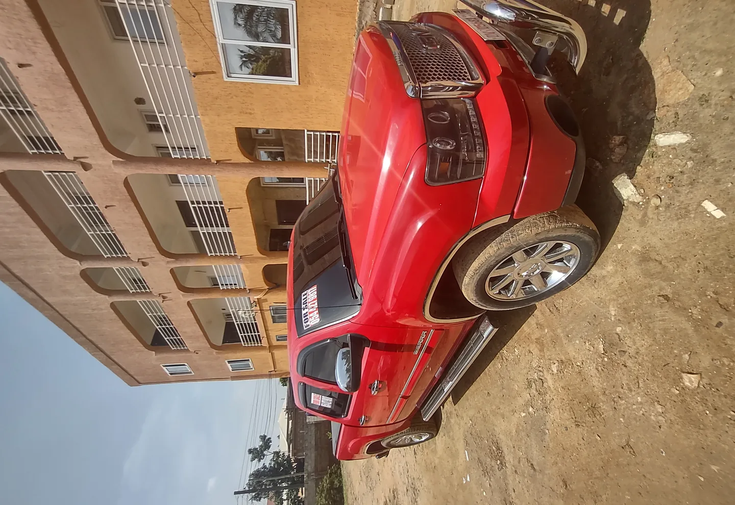 GMC Sierra — photo 1