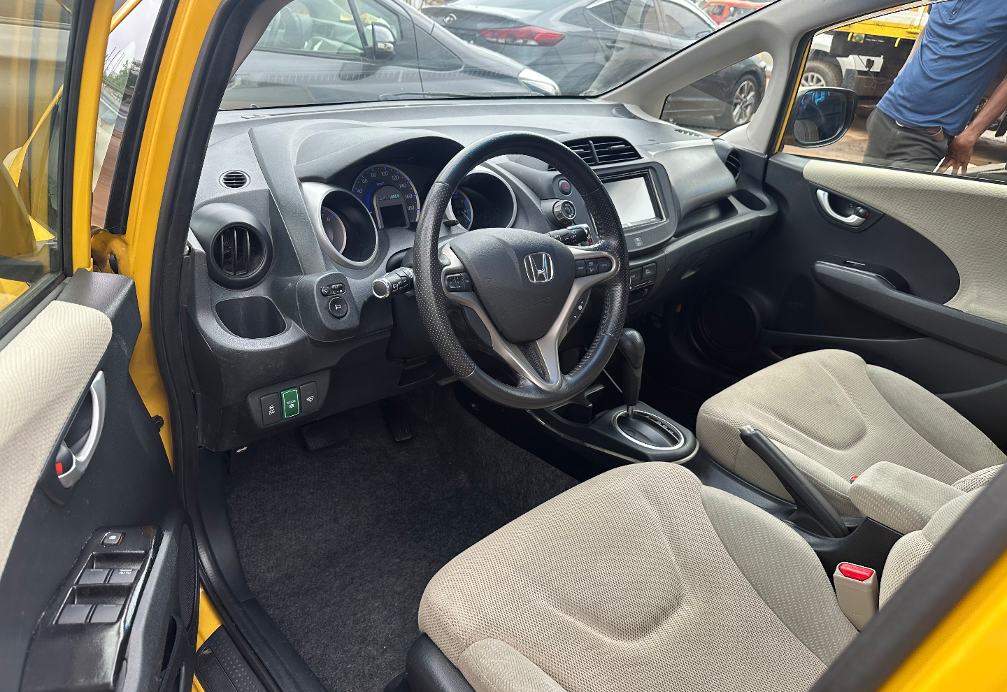 Honda Fit — view photo 2