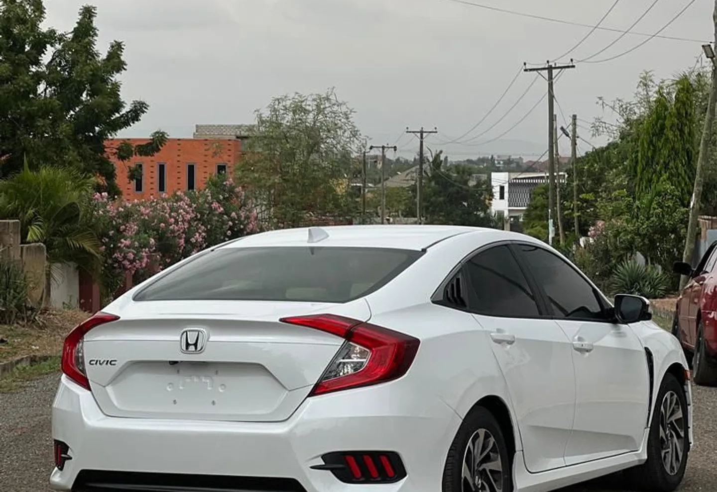 Honda Civic — view photo 2