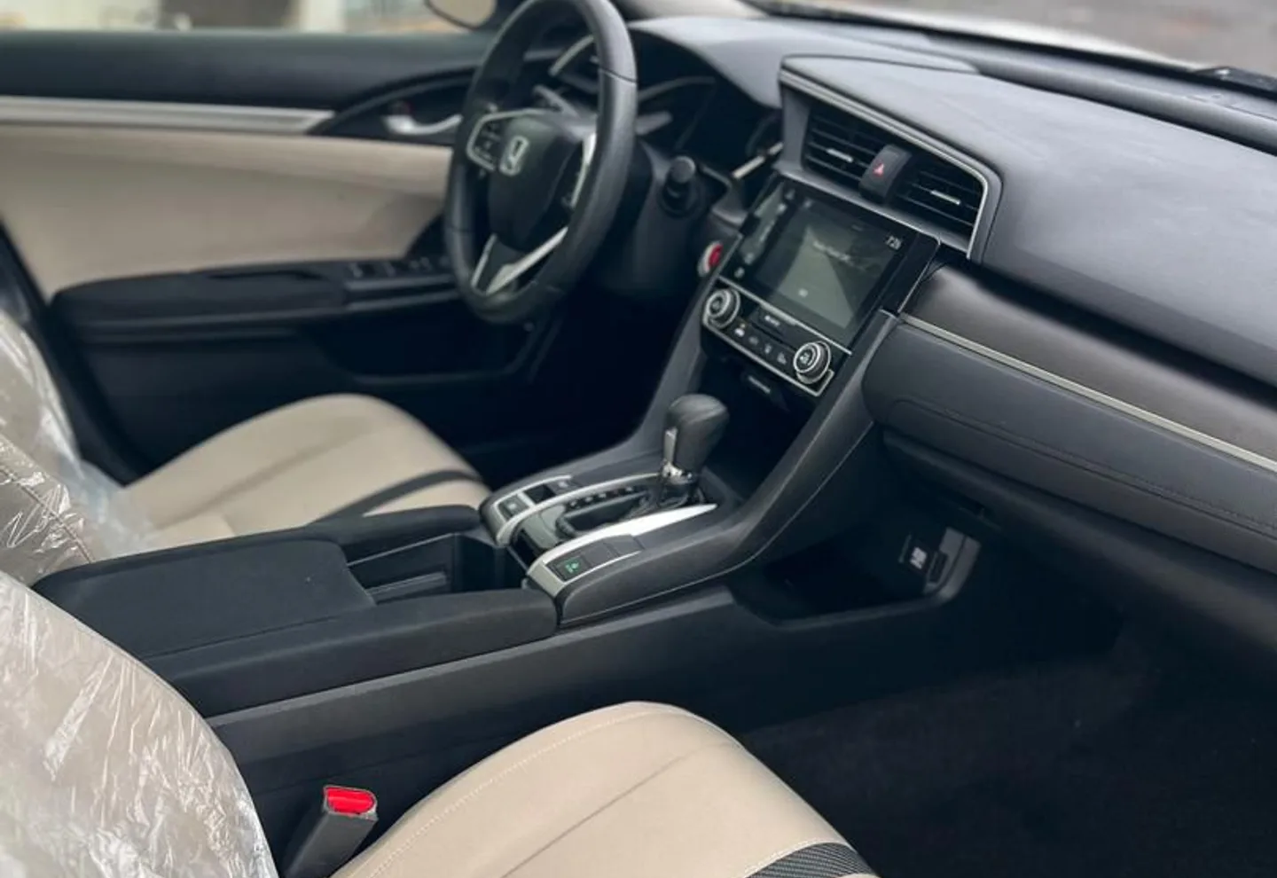 Honda Civic — view photo 3