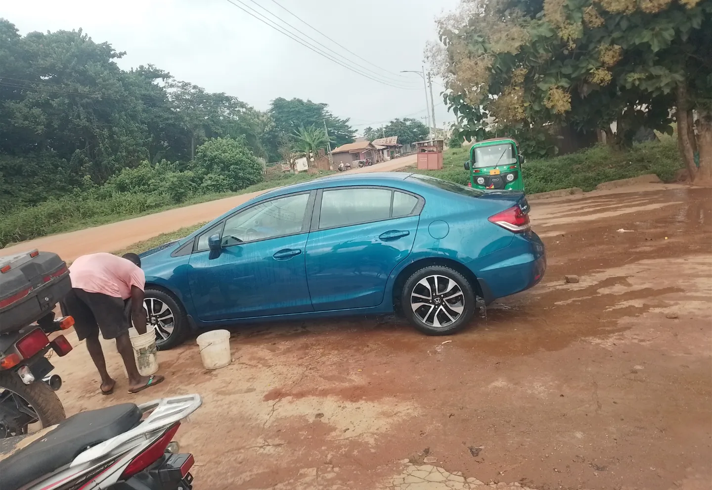 Honda Civic — view photo 4