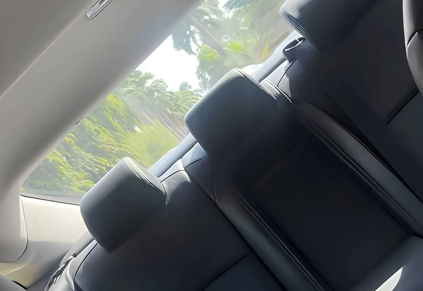 Honda Civic sport turning — view photo 3