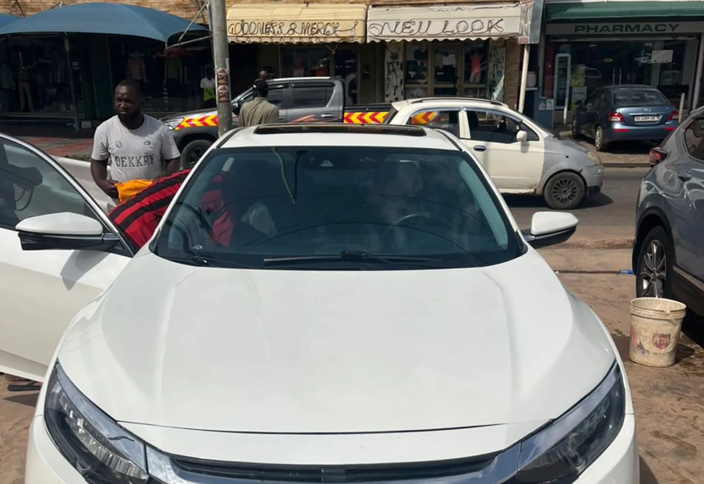 Honda Honda civic touring — photo 1