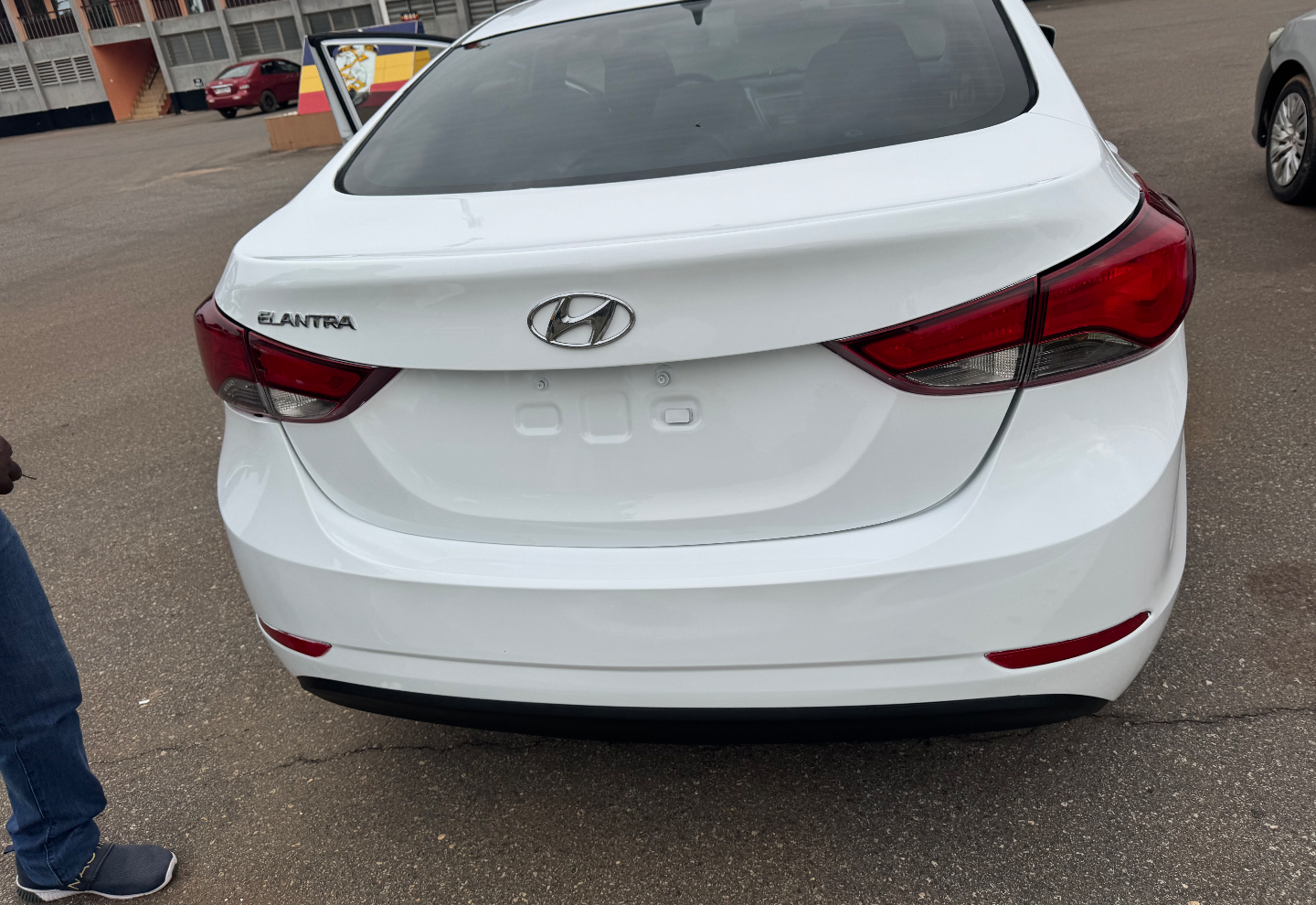 Hundai Elantra — view photo 4