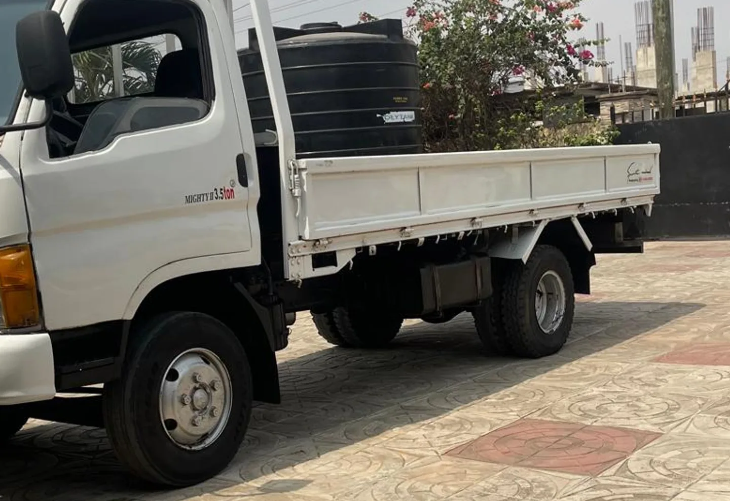 Hyudai Might 2 truck — photo 1