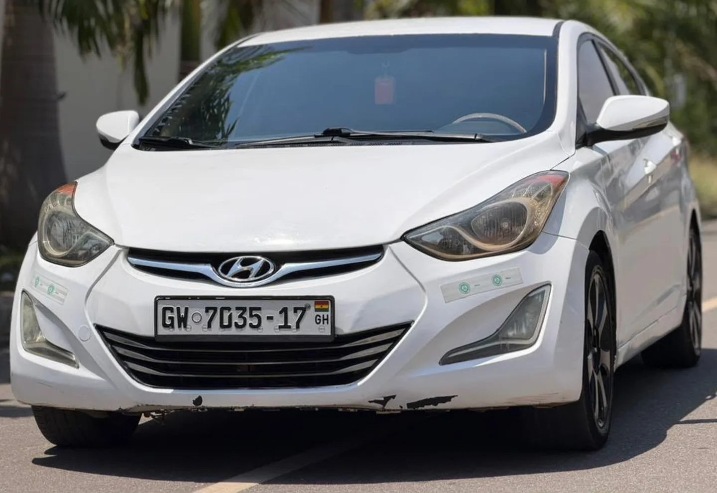 Hyundai Elantra — view photo 4