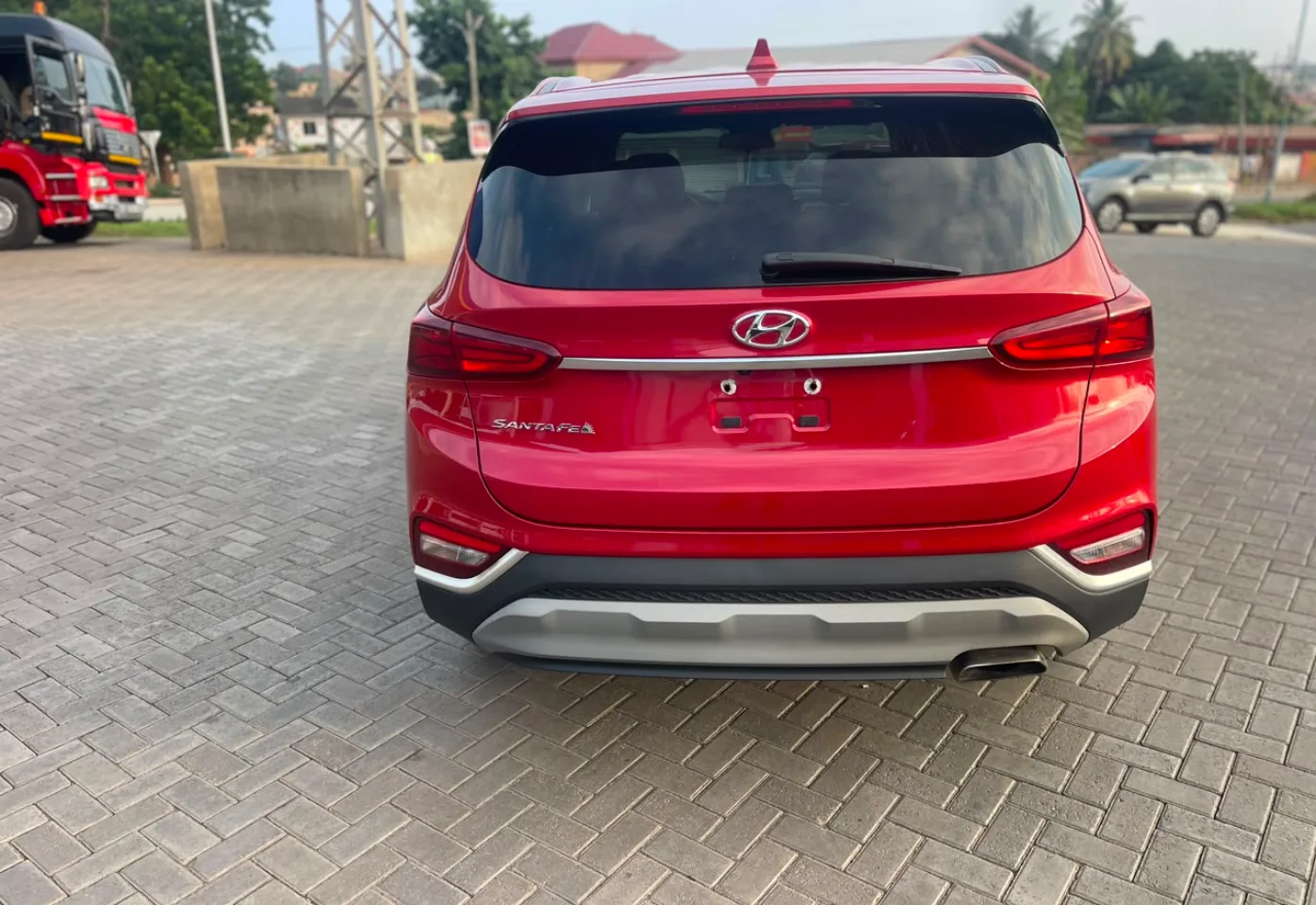 Hyundai Santafe — view photo 2