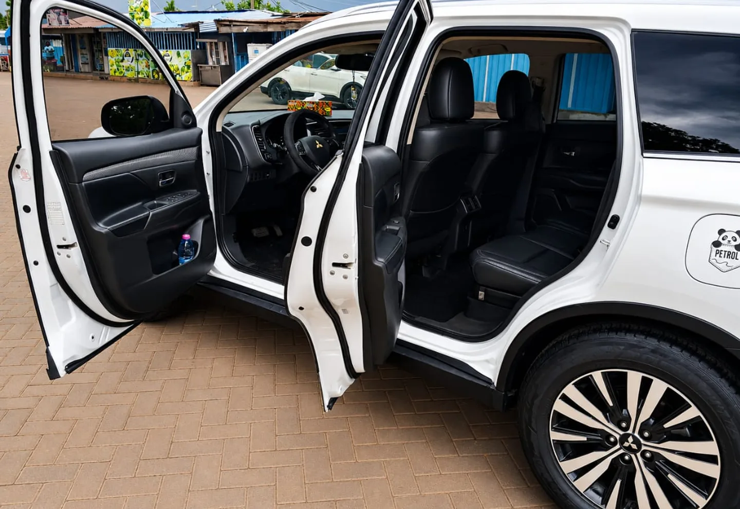 Mitsubishi Outlander — view photo 5