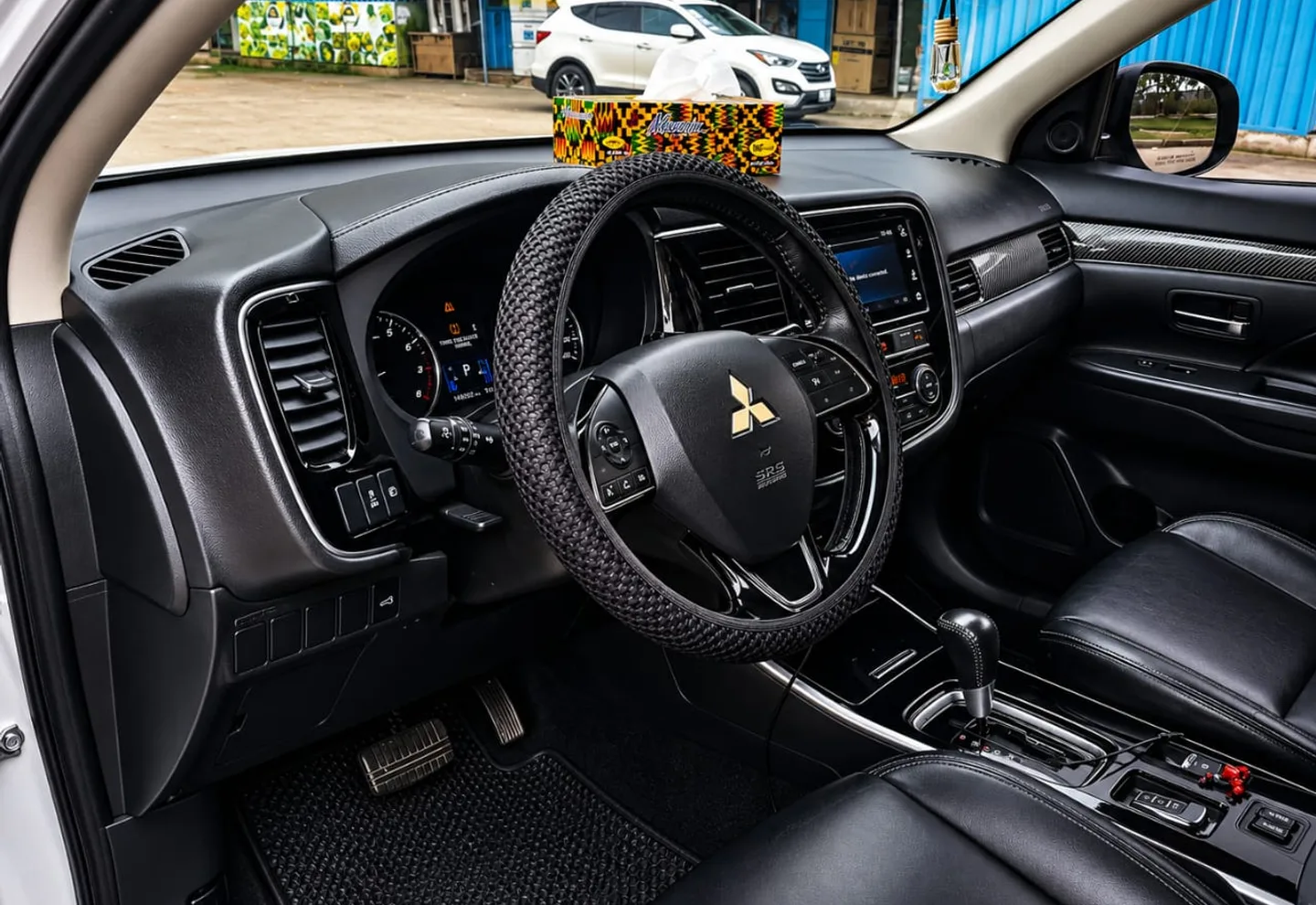 Mitsubishi Outlander — view photo 2