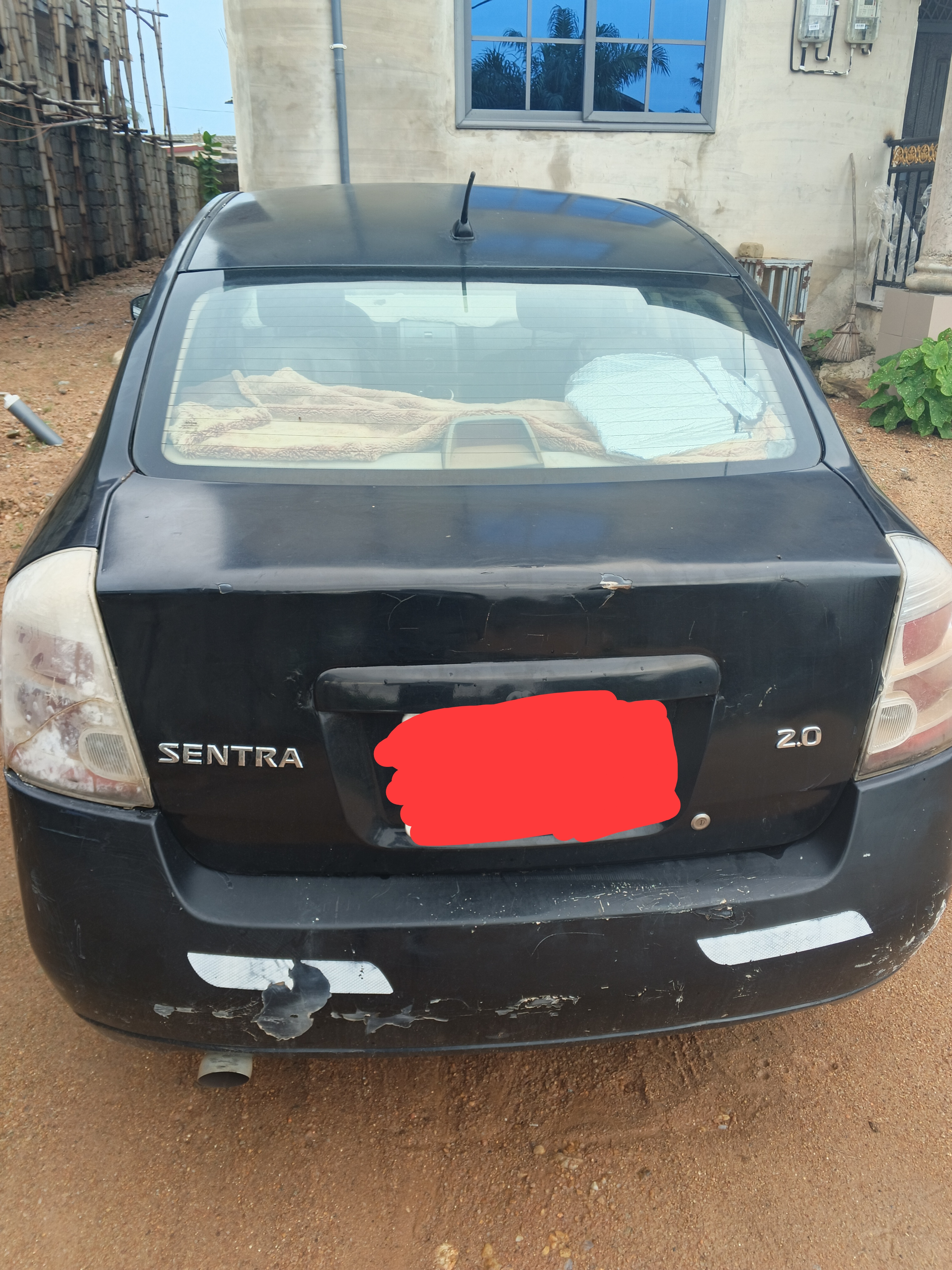 Nissan Sentra — view photo 2
