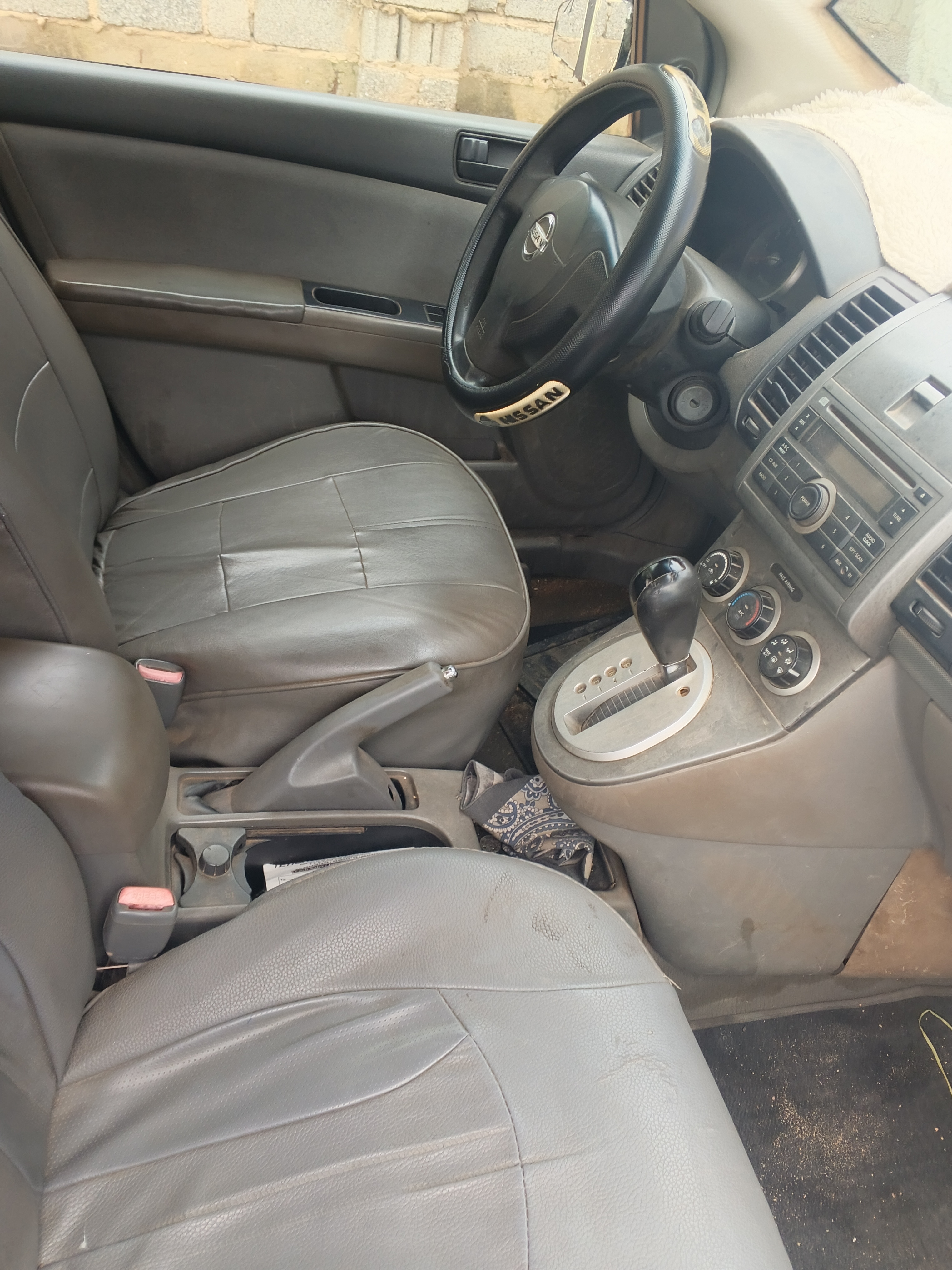 Nissan Sentra — view photo 4