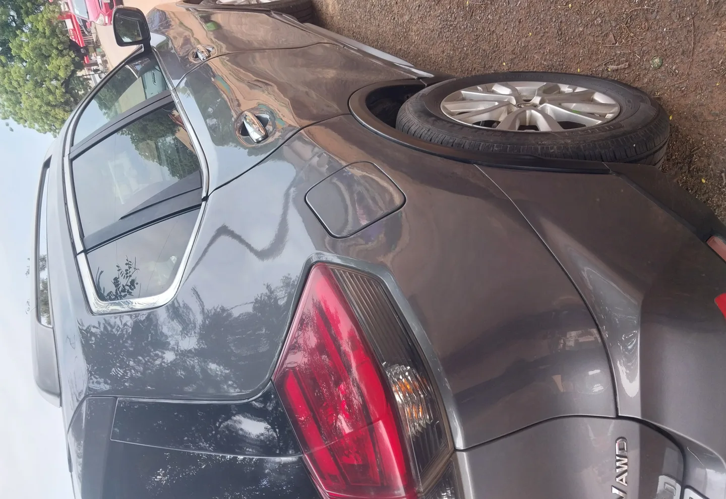 Nissan Rogue — view photo 3