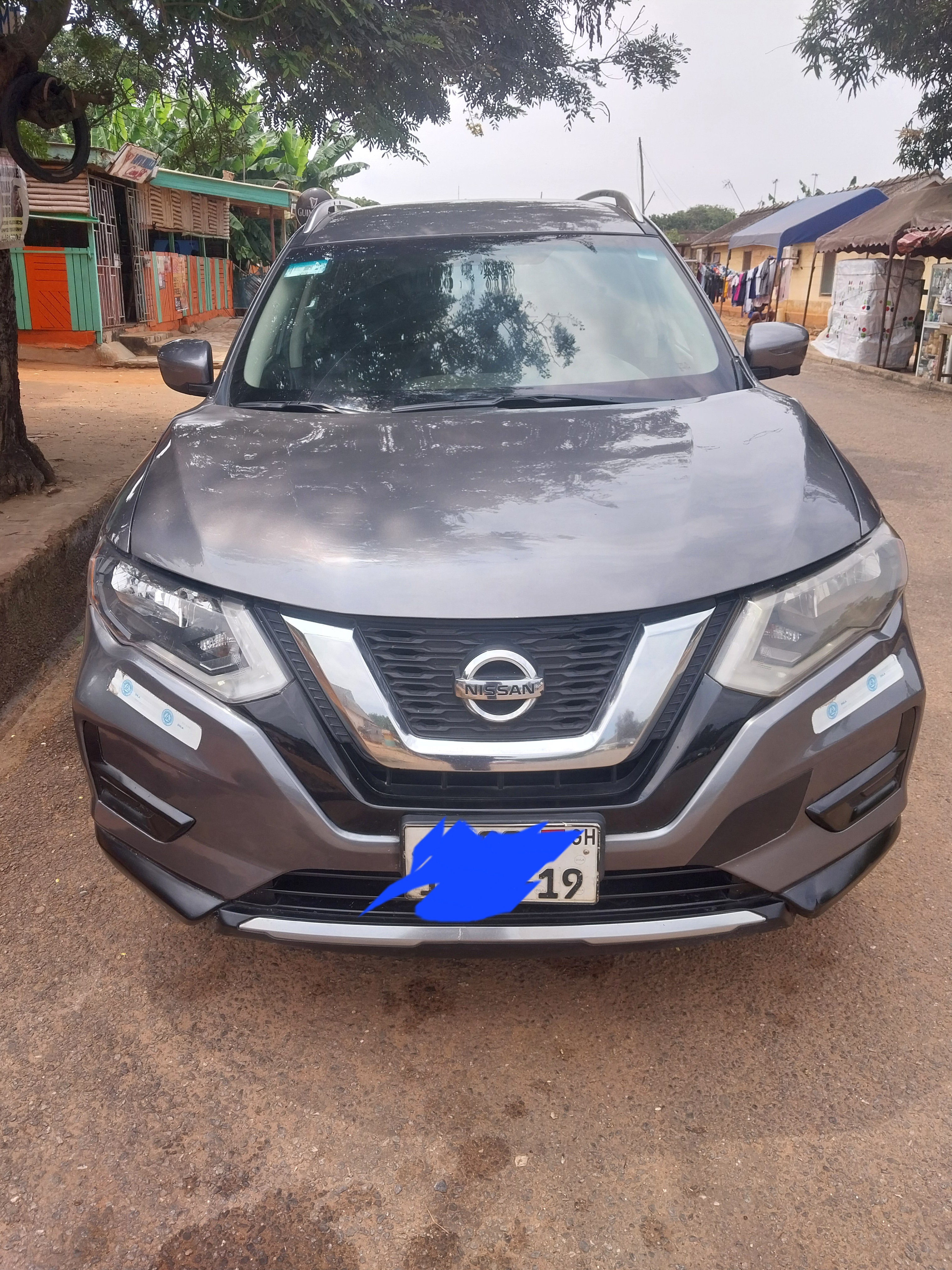Nissan Rogue — photo 1