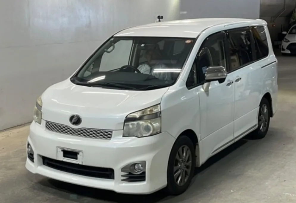 TOYOTA VOXY 2013 ZS Z TOYOTA VOXY 2013 ZS Z — photo 1
