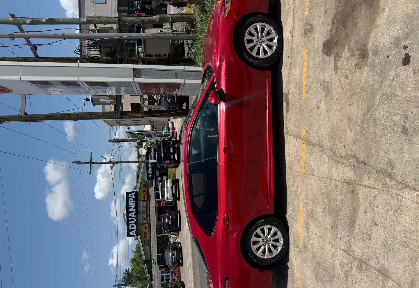 Toyota Camry SE — view photo 4