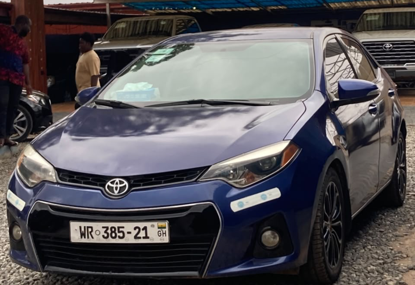 Toyota Corolla — photo 1