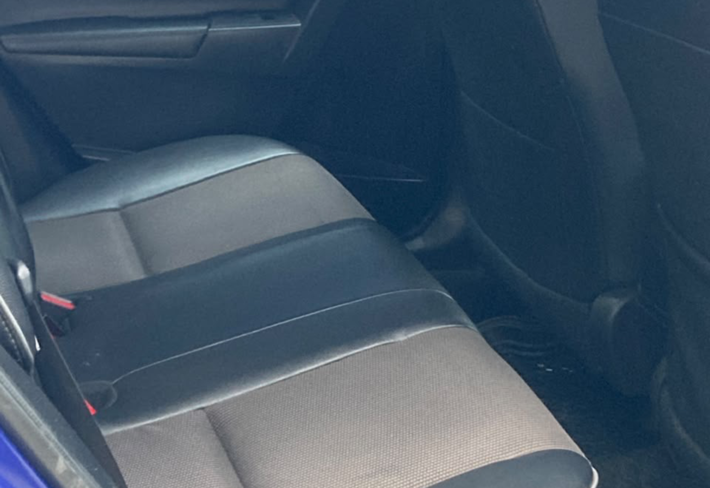 Toyota Corolla — view photo 3