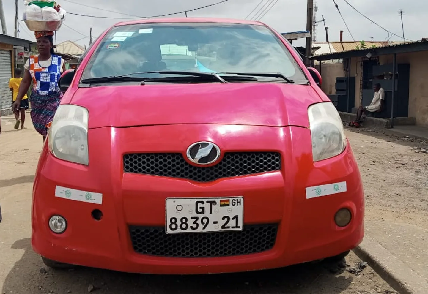 Toyota Vitz — view photo 2