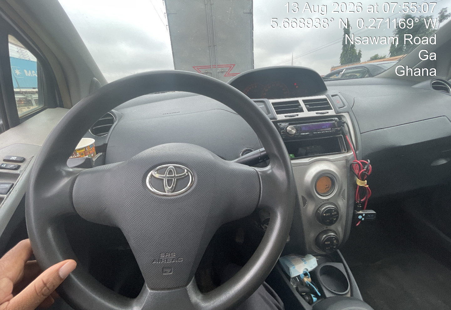 Toyota Vitz — view photo 3
