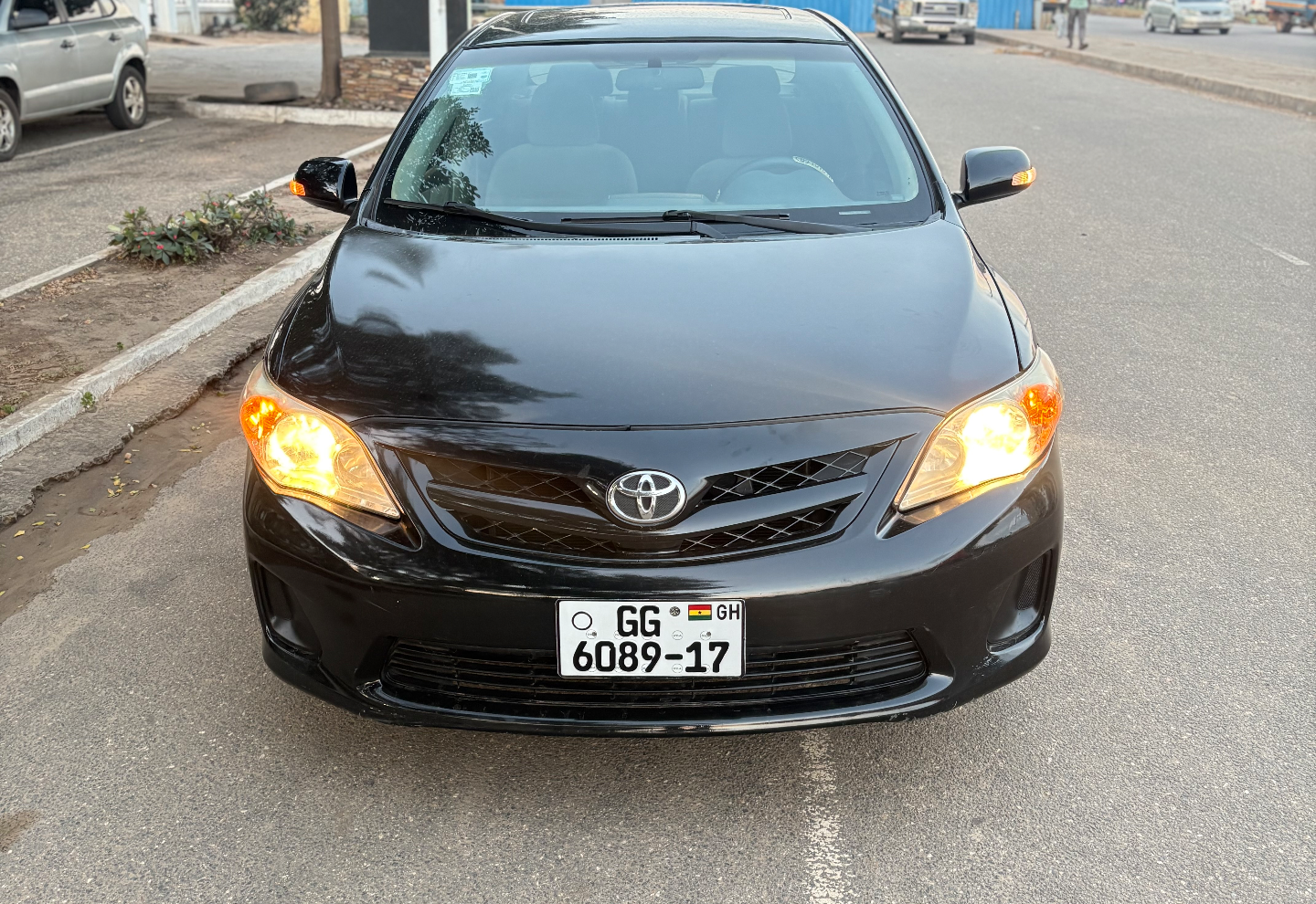 Toyota Corolla — photo 1