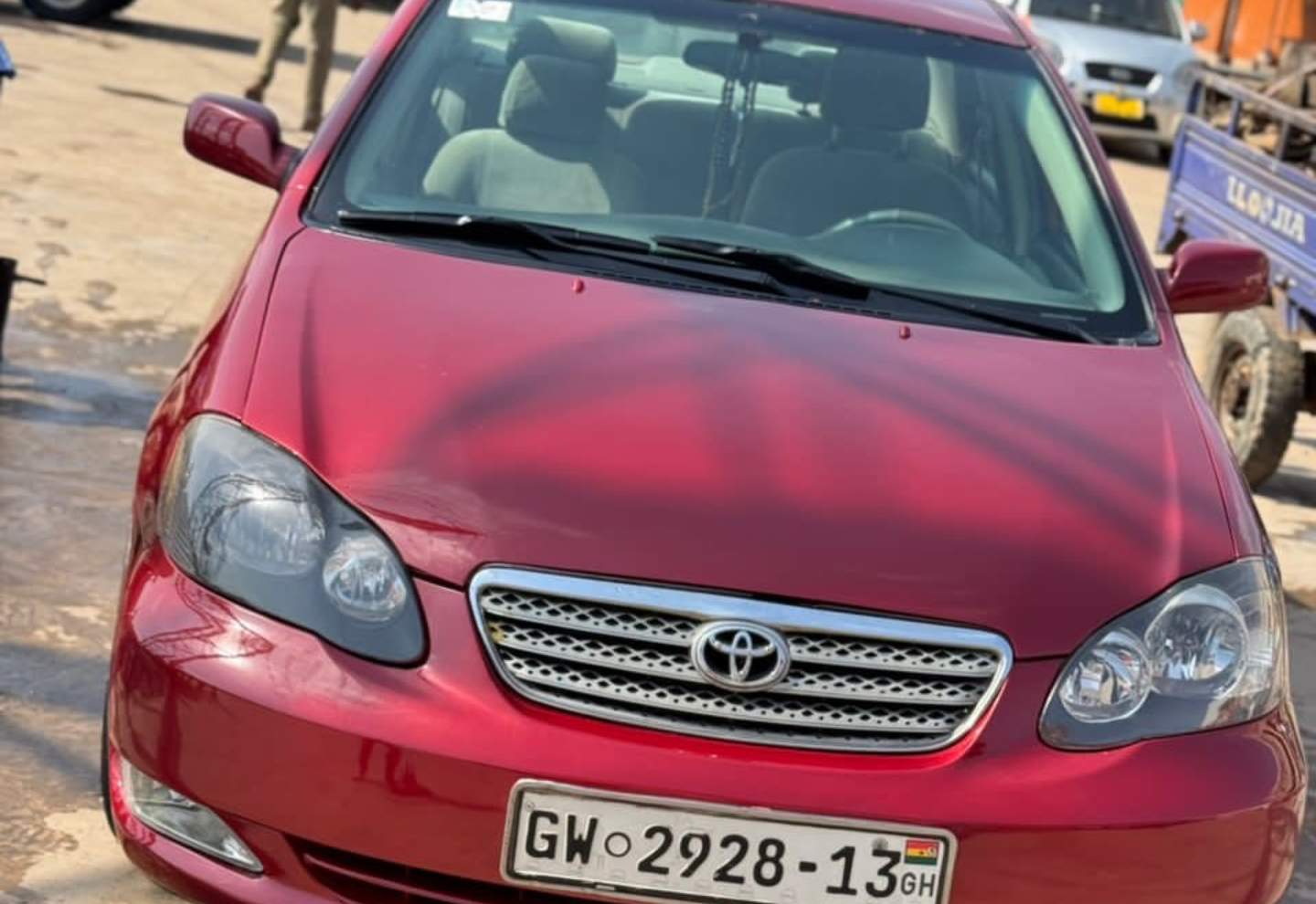 Toyota Corolla — photo 1
