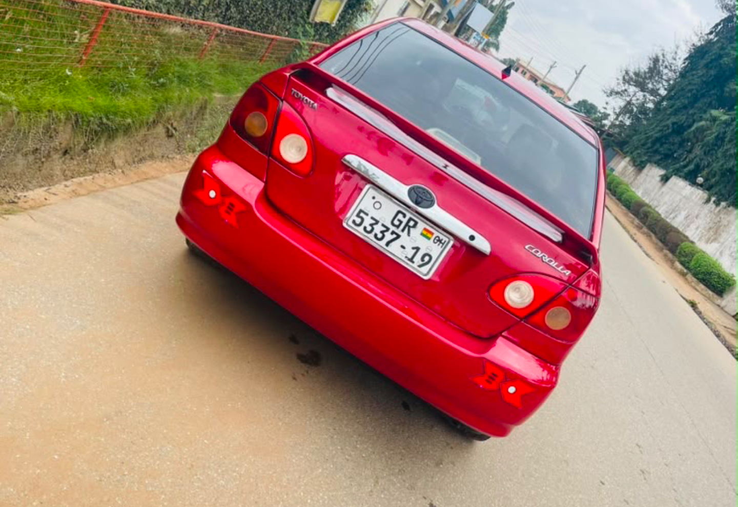Toyota Corolla — view photo 4