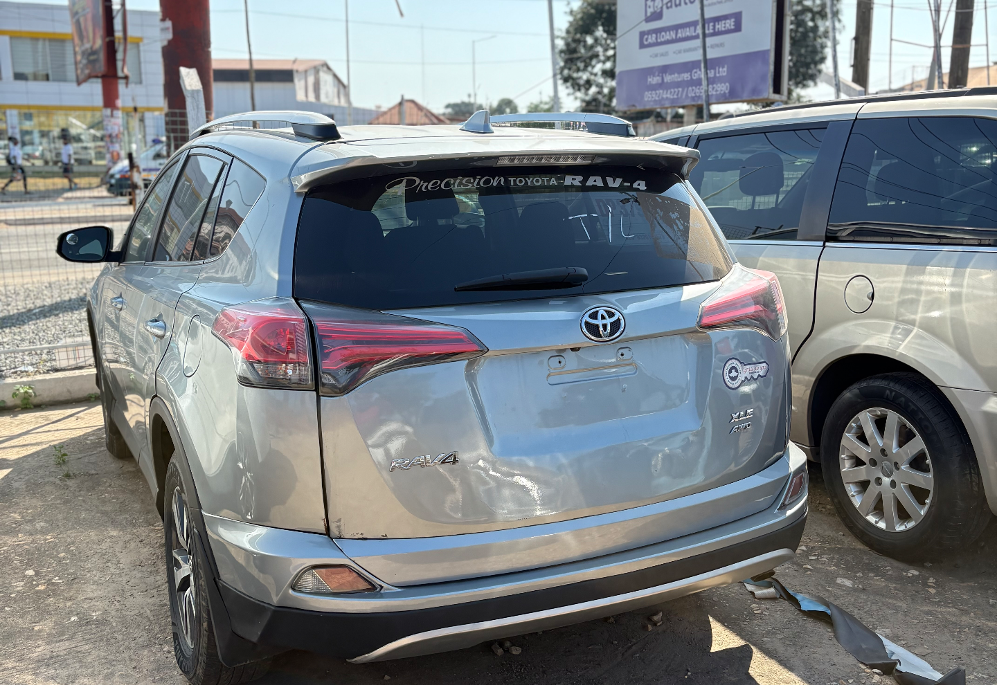 Toyota Rav4 — view photo 4